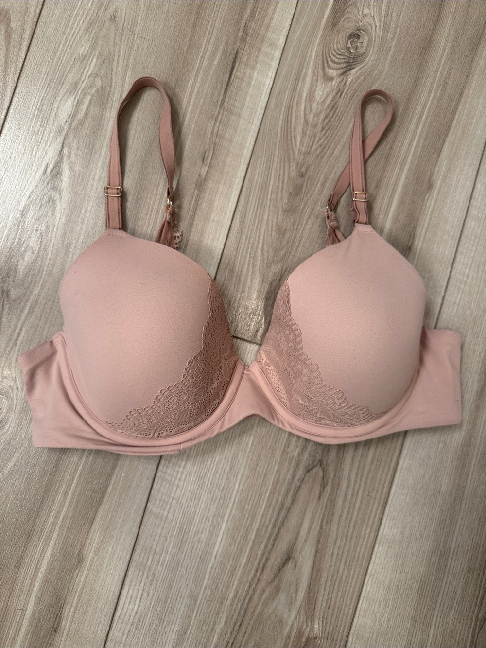 Soma Ebraceable Perfect Coverage Lace Trim T-Shirt Bra 36C